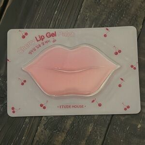 ETUDE HOUSE cherry lip gel patch